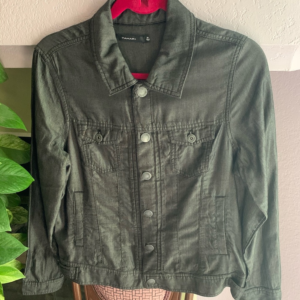 ♠️🖤TAHARI JACKET/TOP (Medium)♠️🖤
